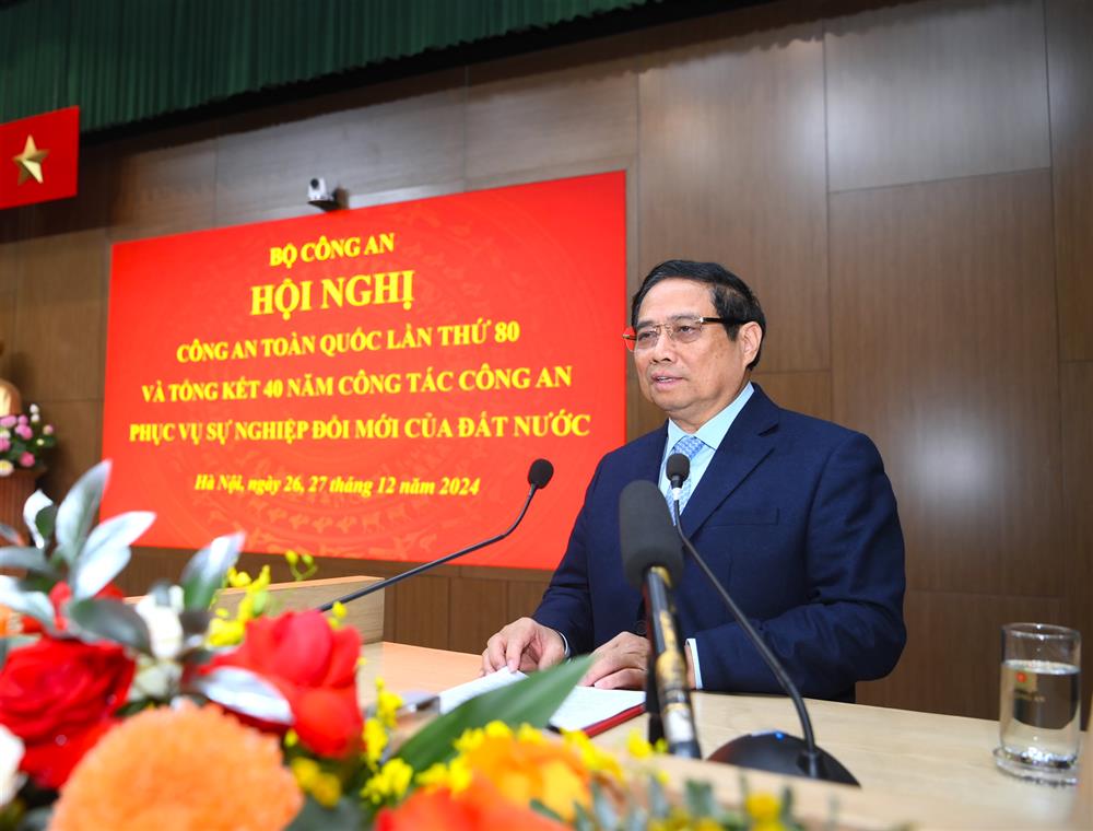 Gương mẫu đi đầu, tăng tốc bứt phá thực hiện các chủ trương của Đảng, pháp luật của Nhà nước